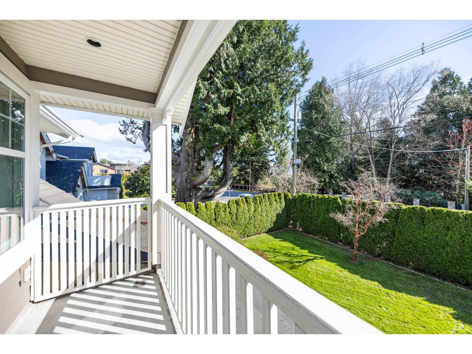 13785 MARINE DRIVE, White Rock