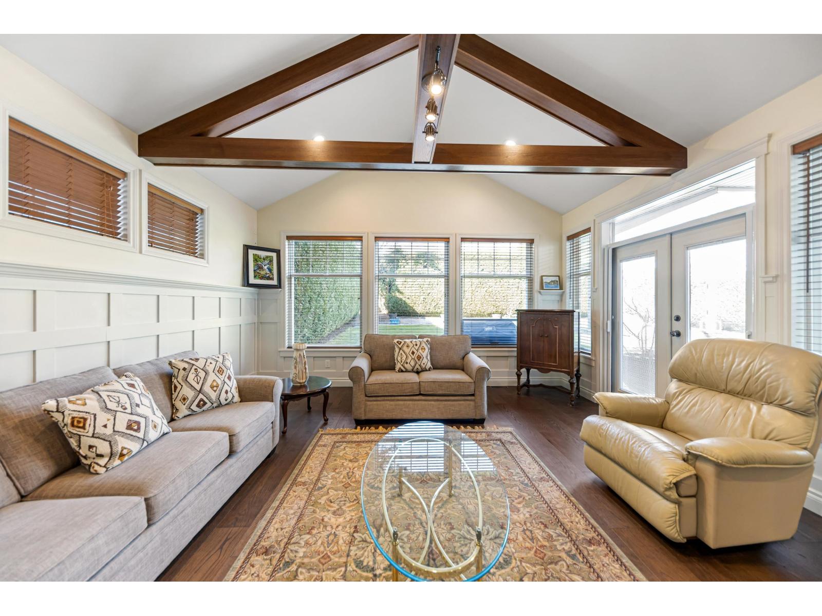 13785 MARINE DRIVE, White Rock