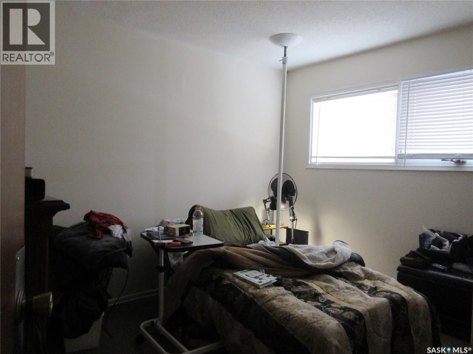 #182 ROTHWELL CRESCENT - 15