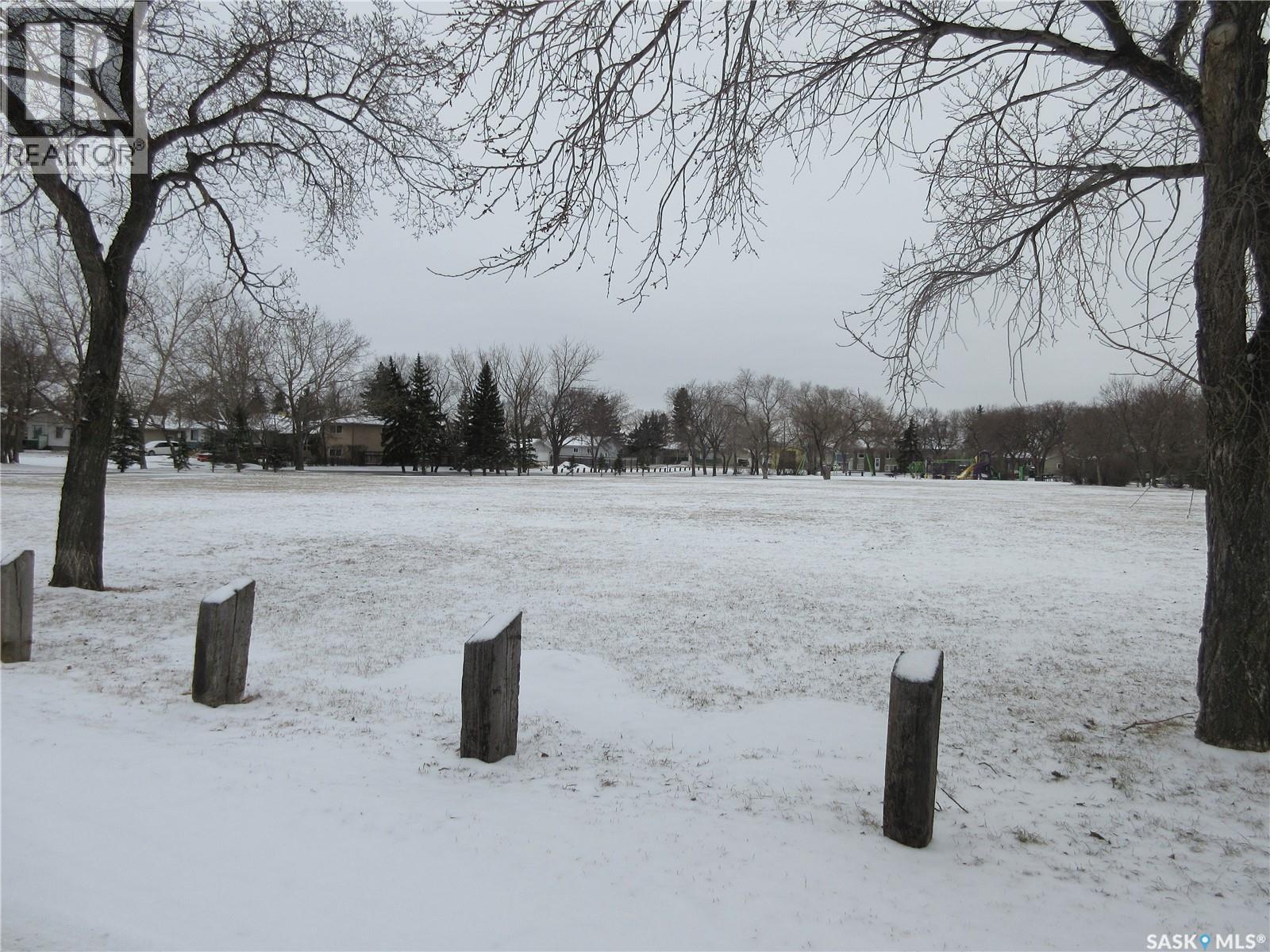 #182 ROTHWELL CRESCENT - 8