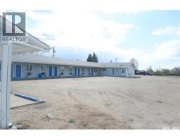 143 Railway Avenue, Coronach, SK S0H0Z0 Photo 22