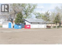 143 Railway Avenue, Coronach, SK S0H0Z0 Photo 29