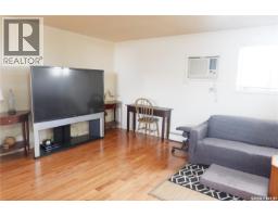 143 Railway Avenue, Coronach, SK S0H0Z0 Photo 33