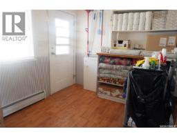 143 Railway Avenue, Coronach, SK S0H0Z0 Photo 36