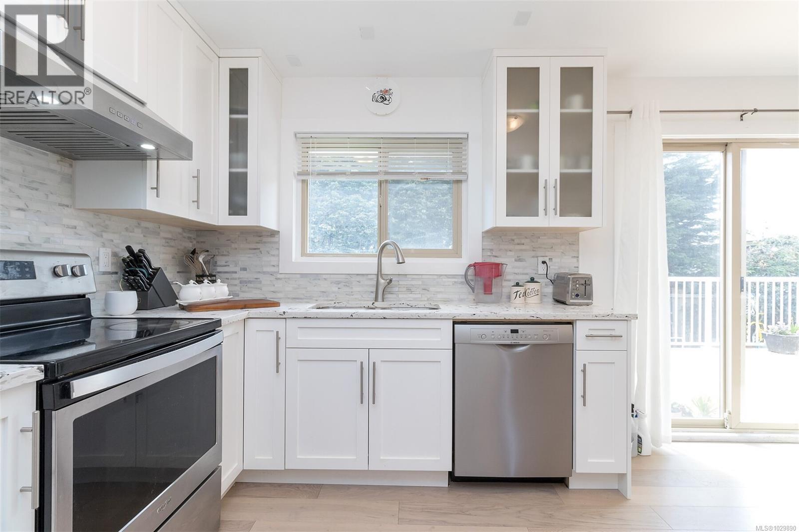 4026 CAVALLIN CRT - 10