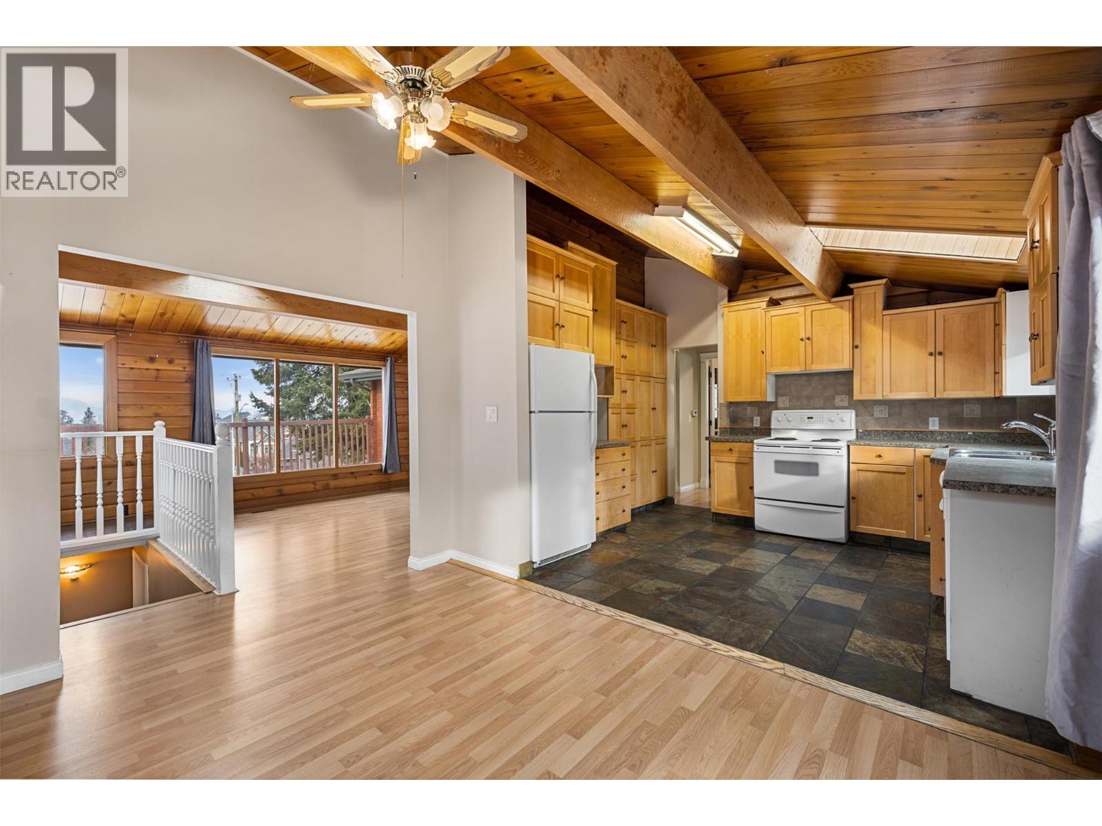 5267 CHUTE LAKE ROAD - Image 2