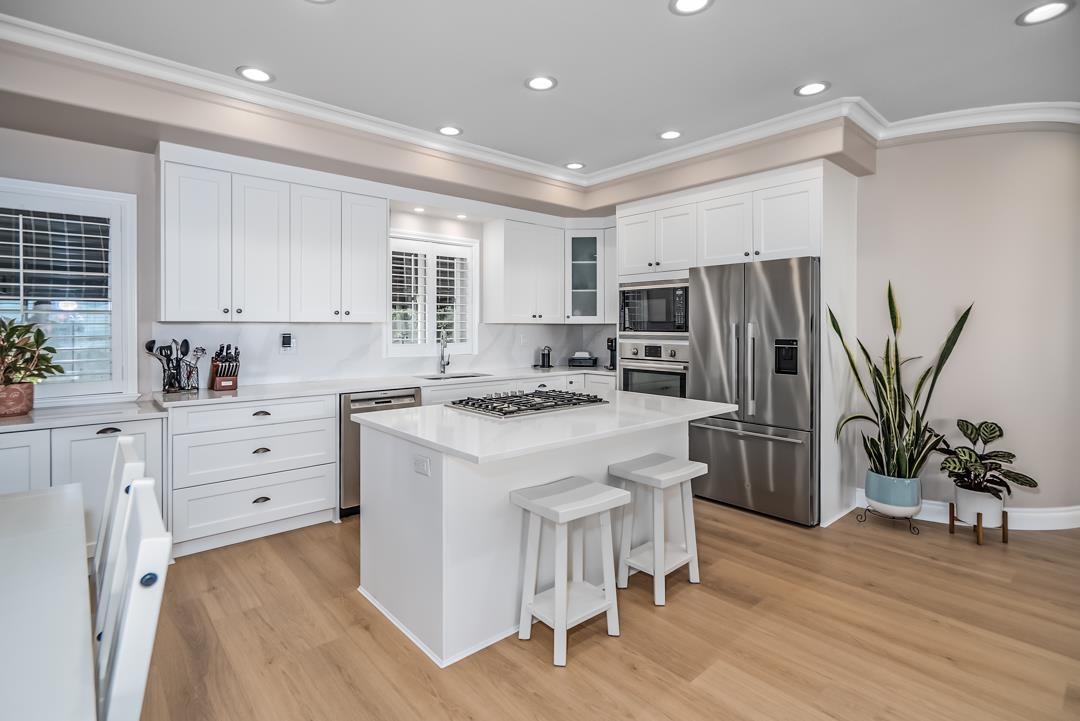 14433 SUNSET LANE, White Rock