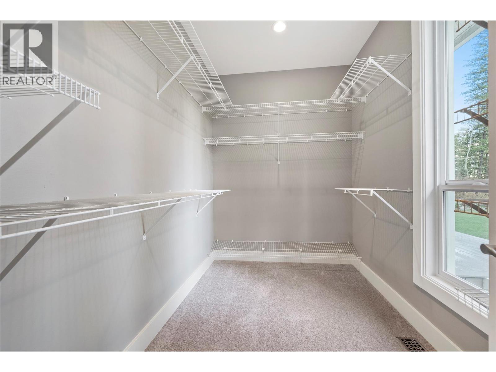 385 RIVERWIND DRIVE - 23