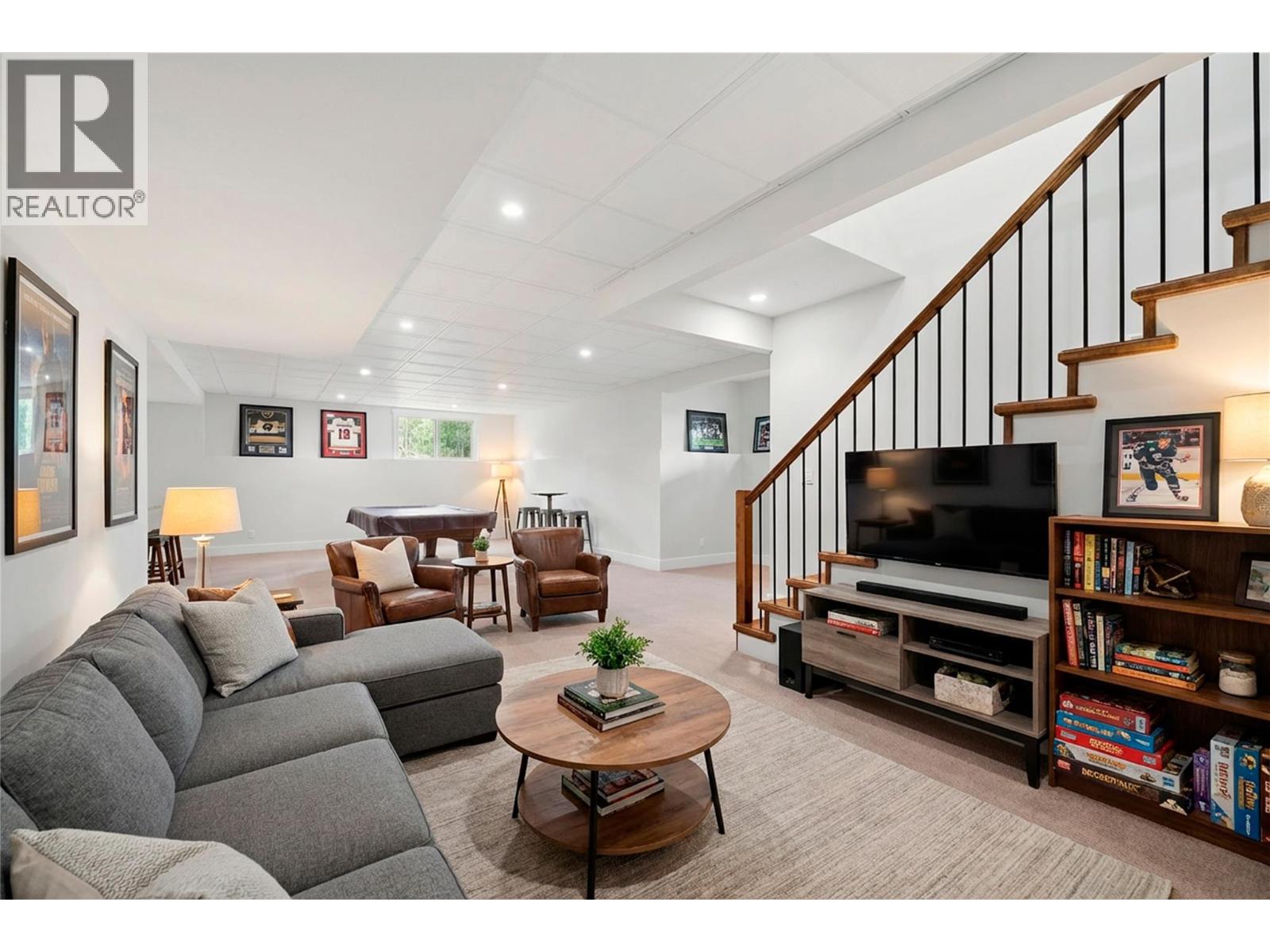 385 RIVERWIND DRIVE - 33