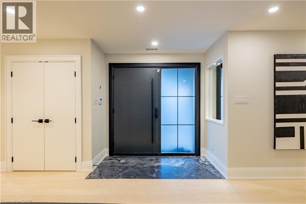 841 DANFORTH Place - 3