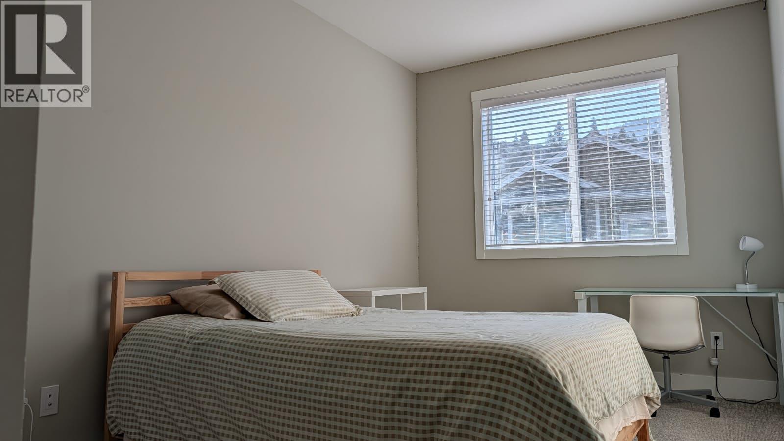 #122 200 GRAND BOULEVARD - 28