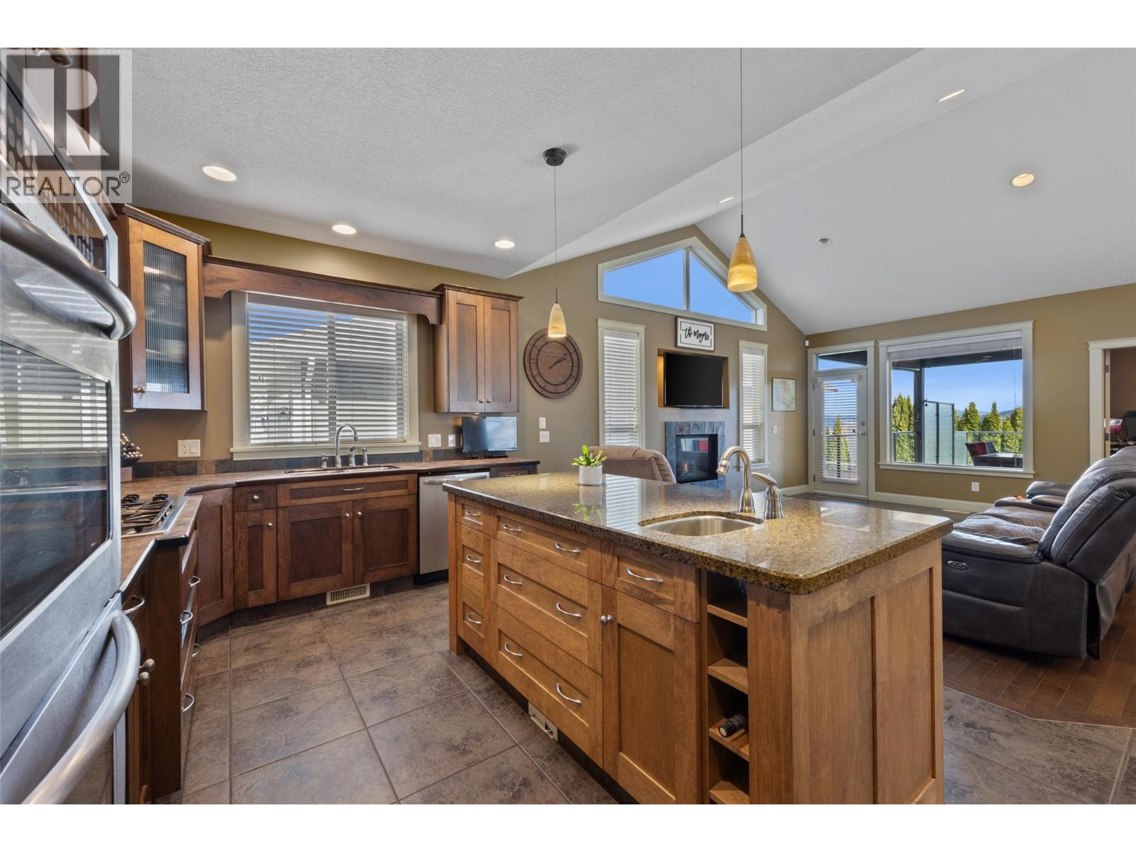 2510 WILLOWBRAE Court, Kamloops