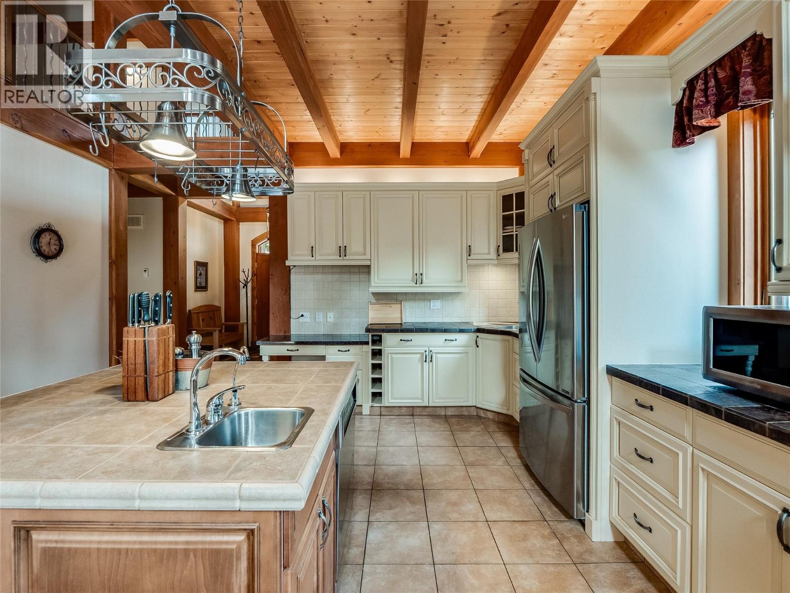 3179 HEDDLE ROAD - 18