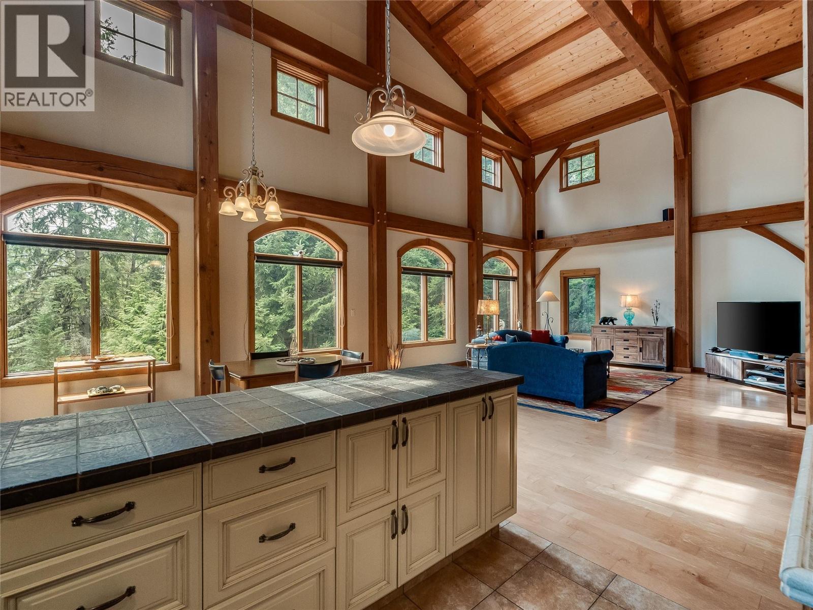 3179 HEDDLE ROAD - 20