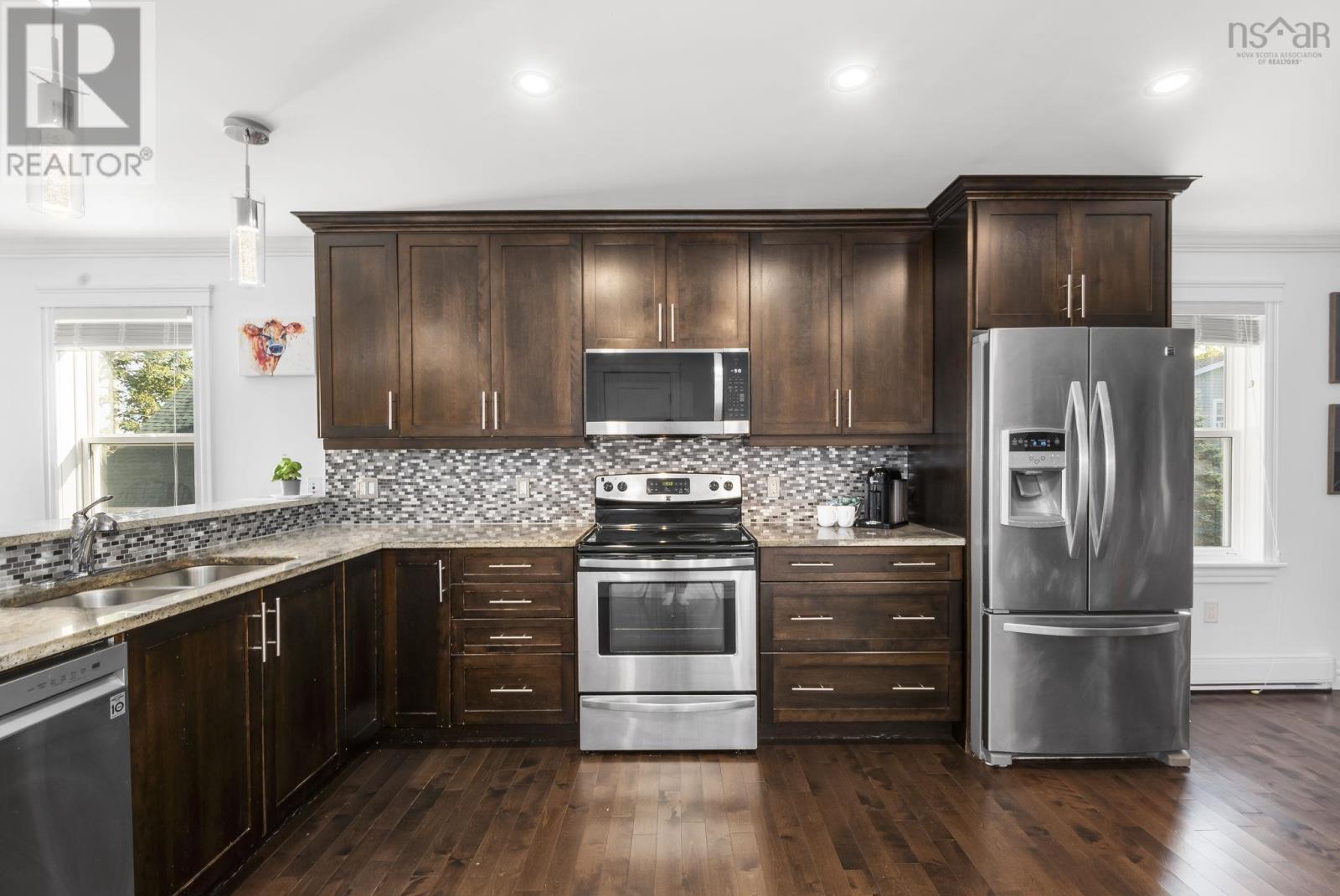 Property 6 of 37 of 52A Mountain Road