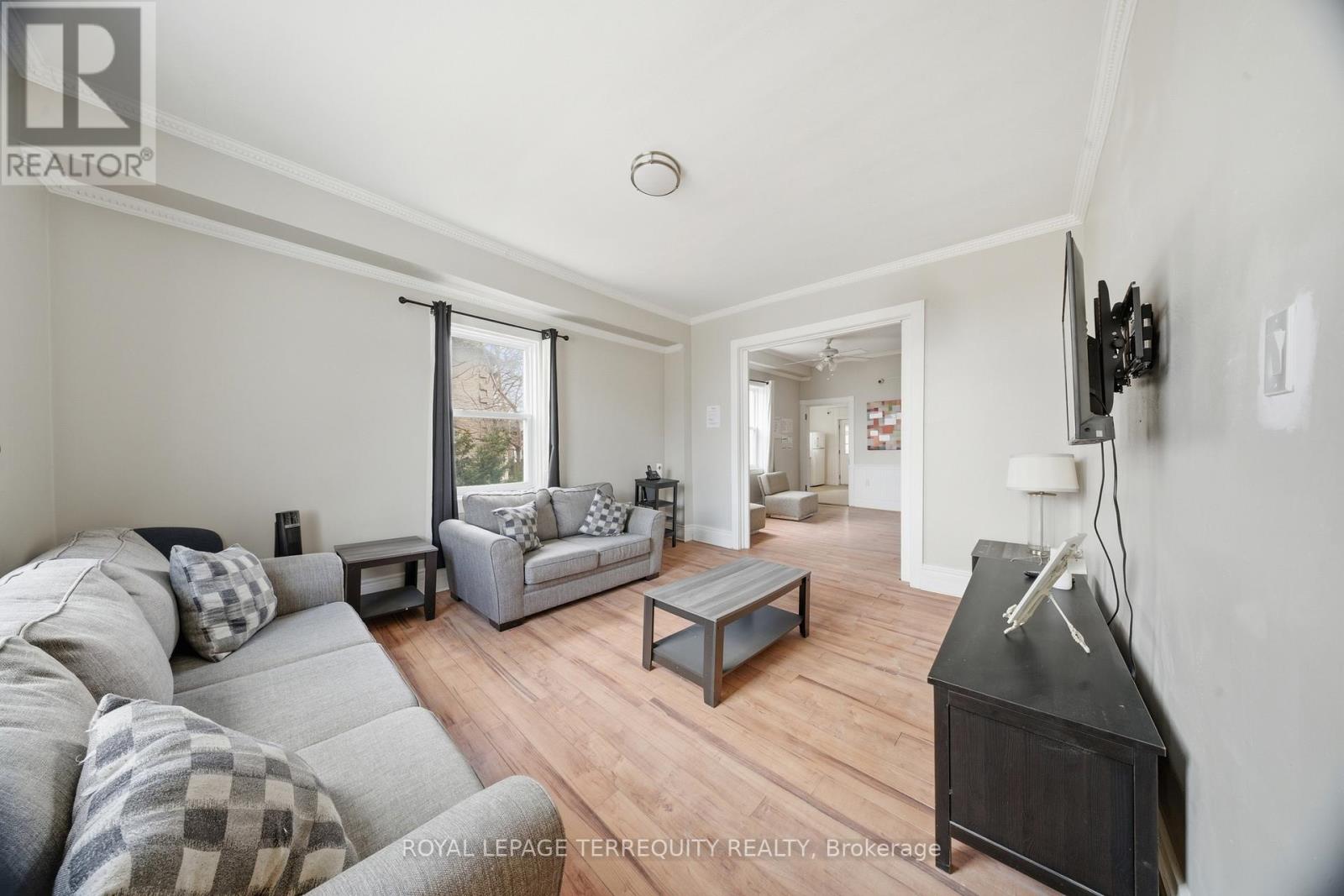 28 RAILWAY STREET - 7