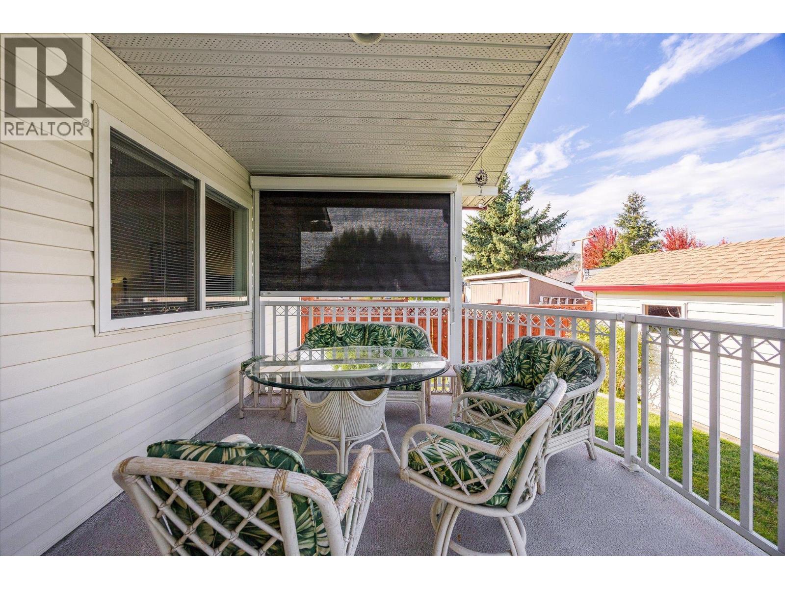 1160 Kneller Court, Kelowna