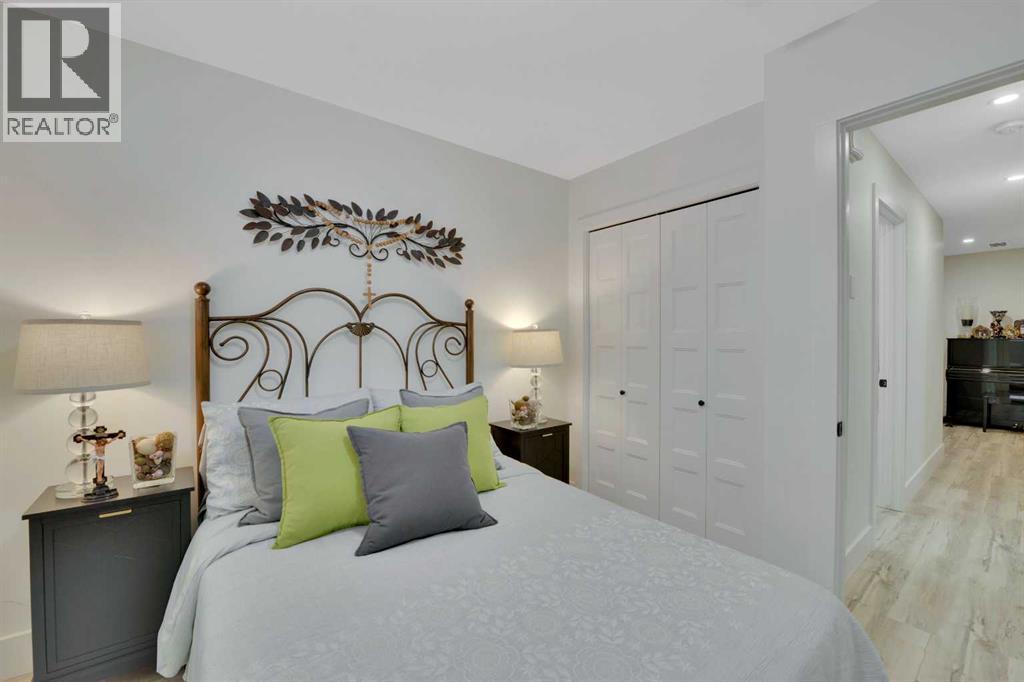 75 Golden Crescent, Red Deer