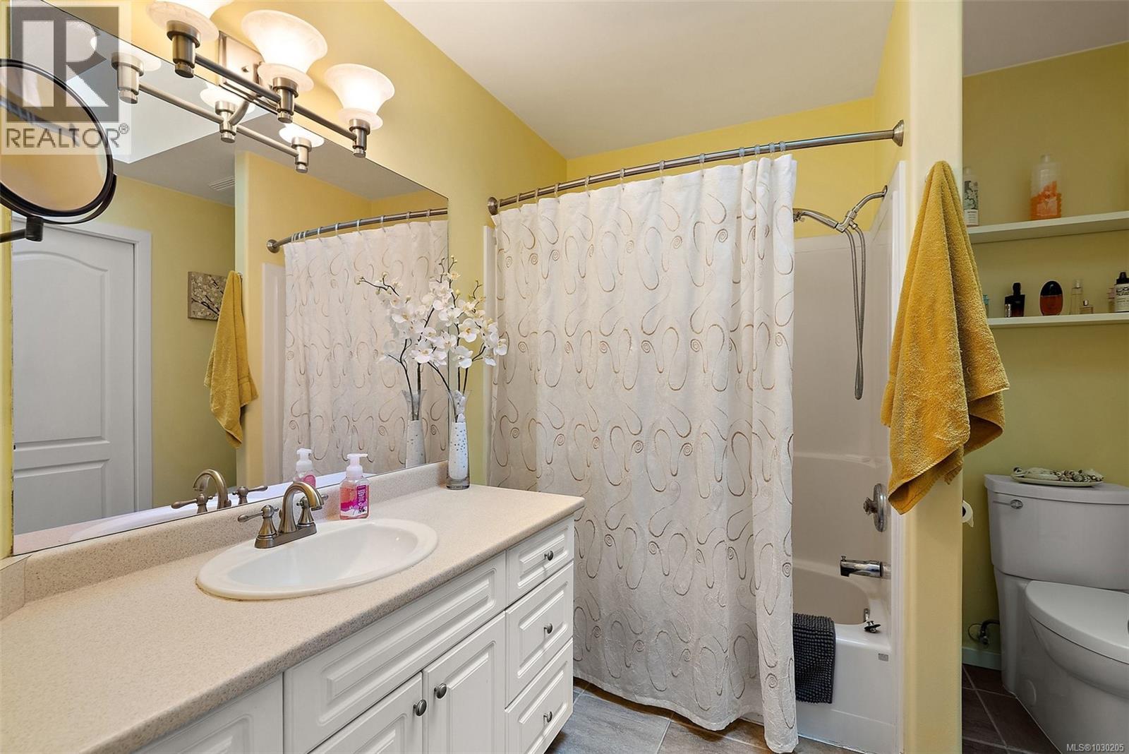 1295 Regal Crt - 15