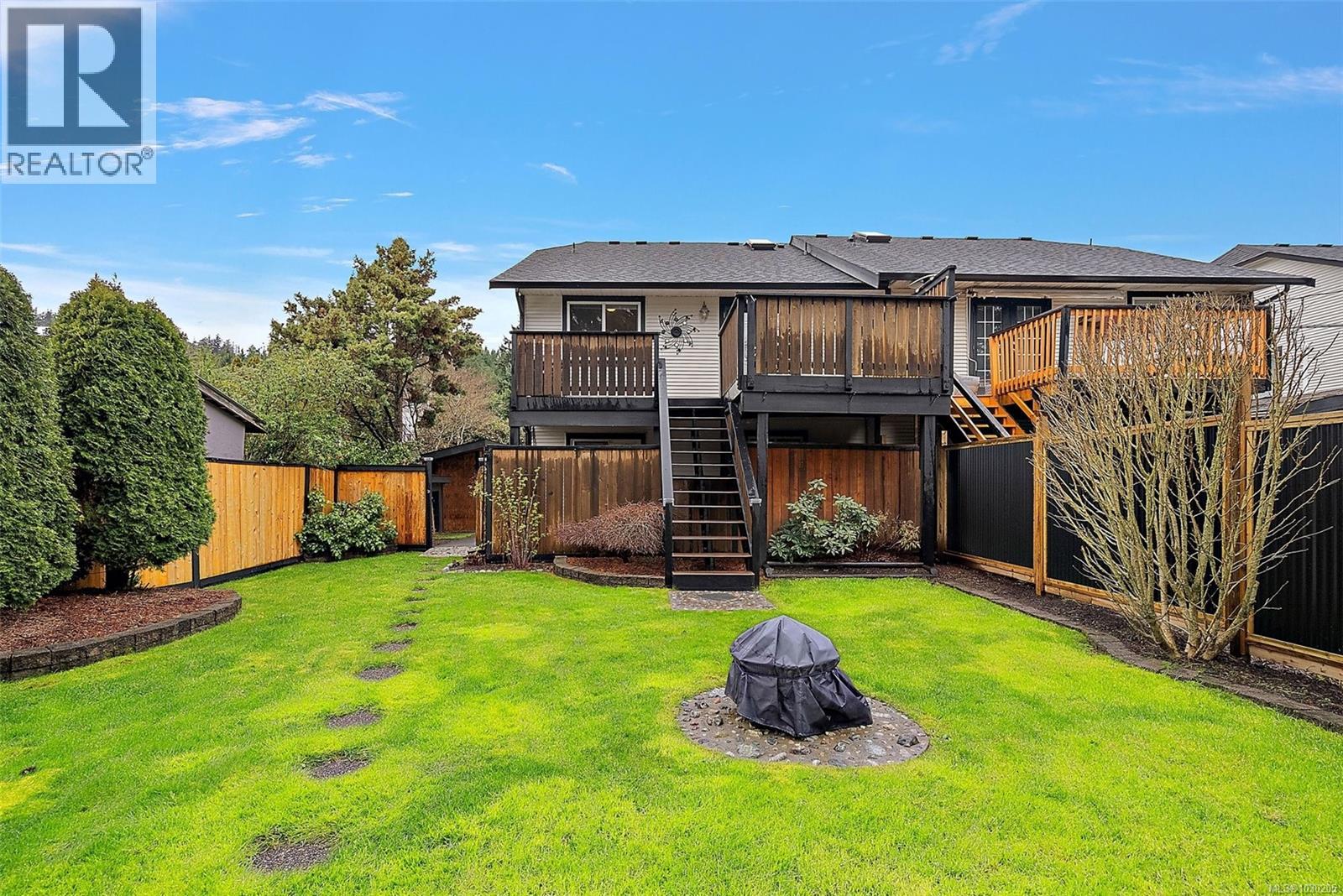 1295 Regal Crt - 31