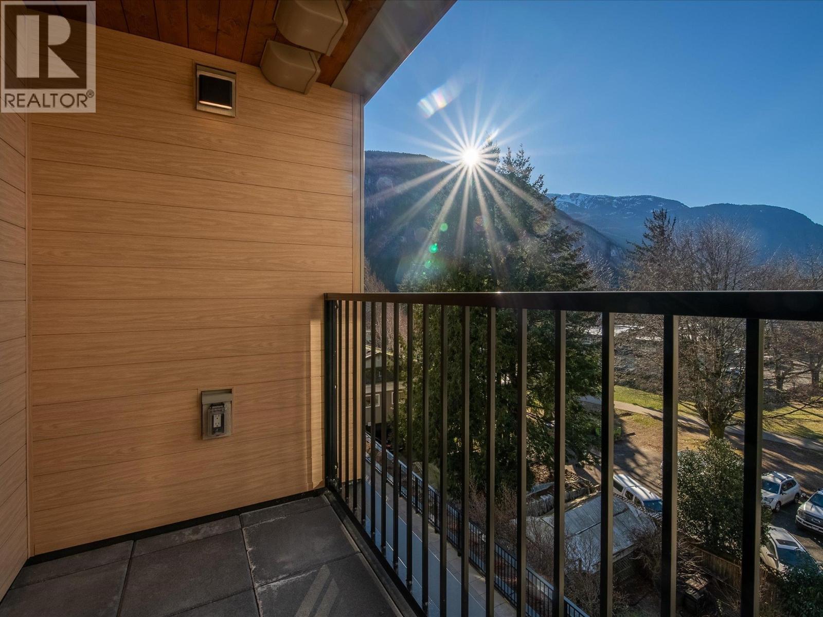 502 37994 SECOND AVENUE, Squamish