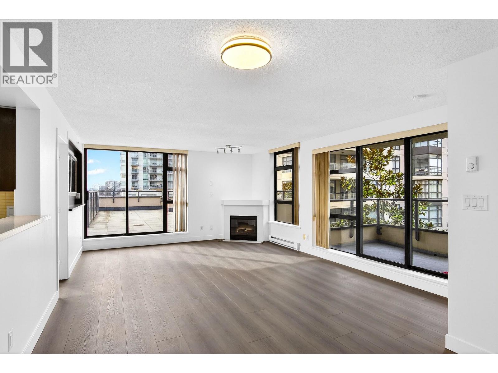 610 8180 LANSDOWNE Road - main photo