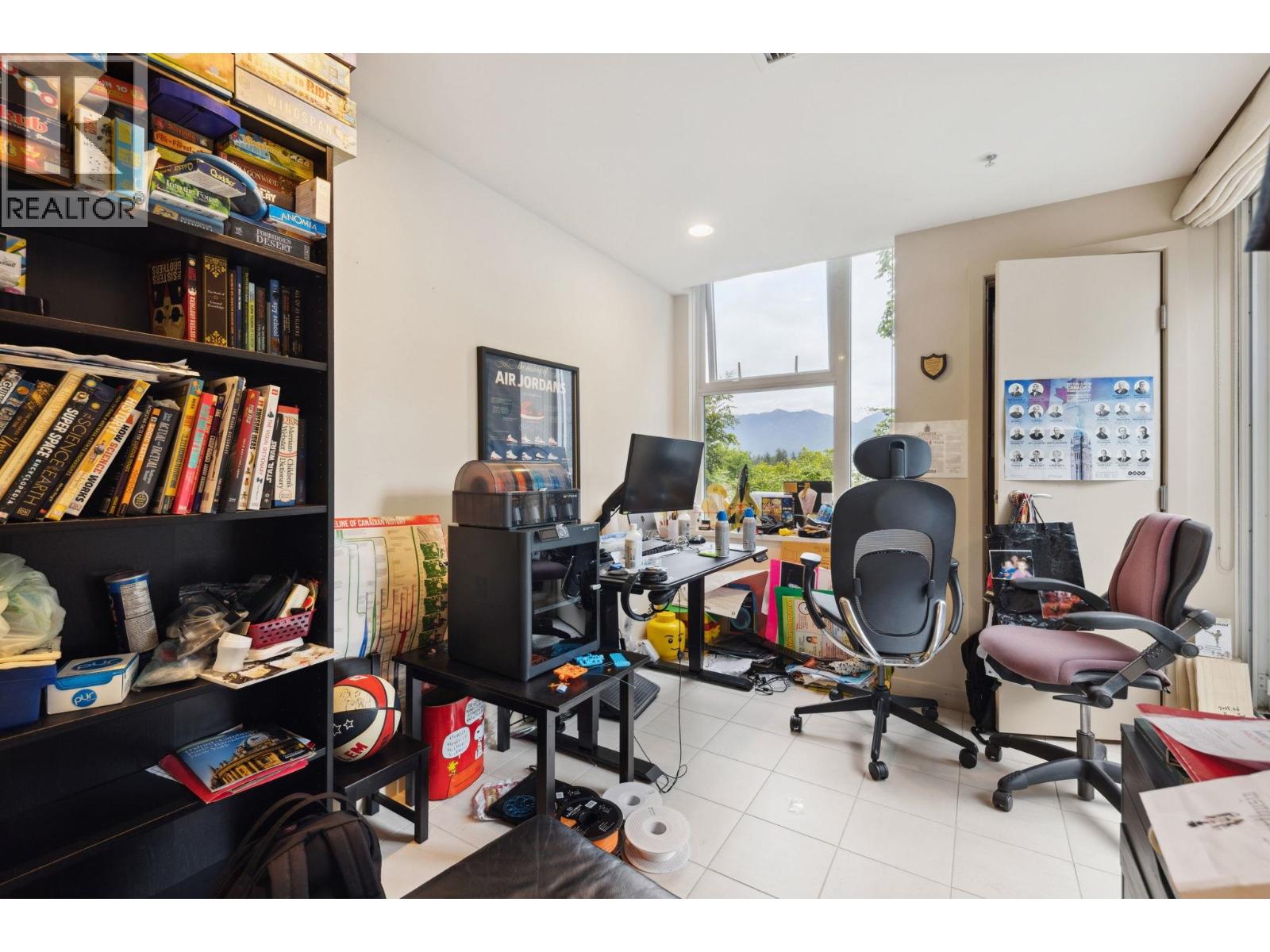 TH12 1233 W CORDOVA STREET