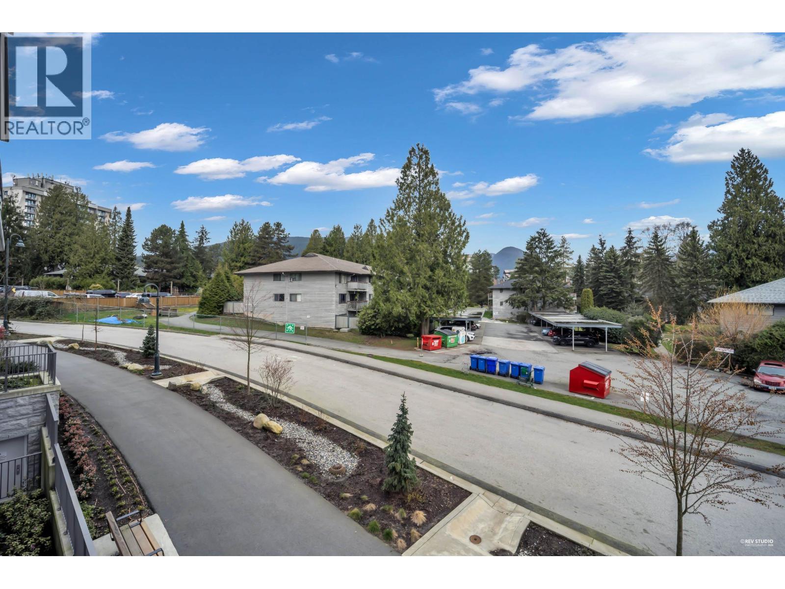 208 2385 EMERY COURT, North Vancouver