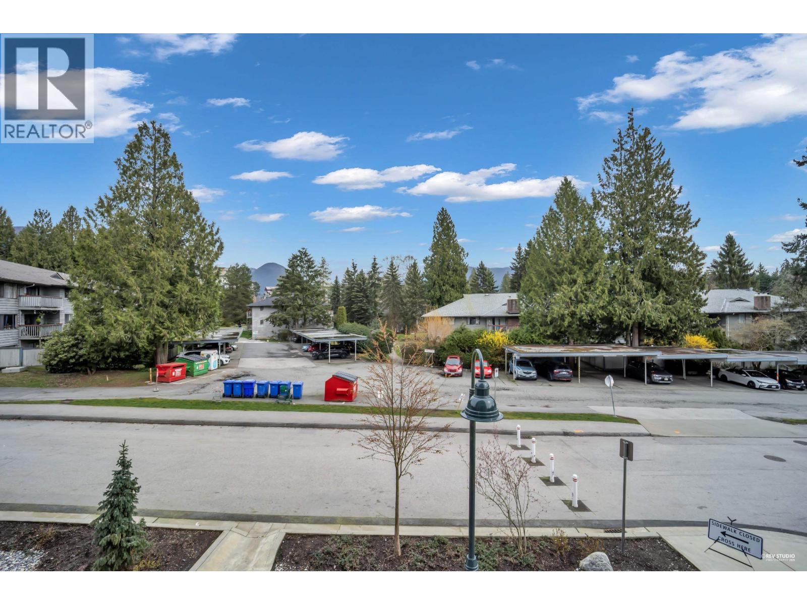 208 2385 EMERY COURT, North Vancouver