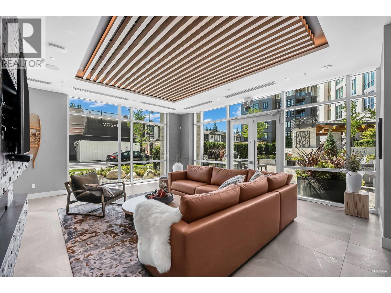 208 2385 EMERY COURT, North Vancouver