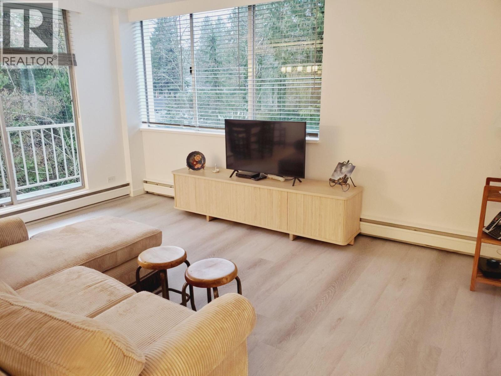 503 1785 ESQUIMALT Avenue - photo 2