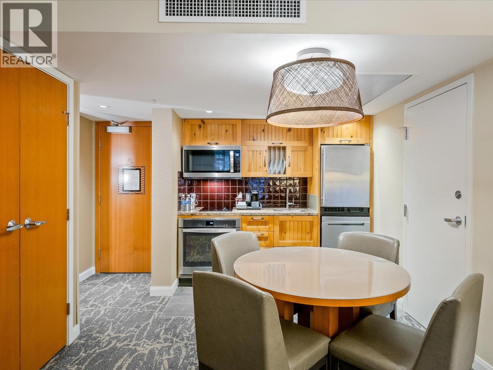 679 4090 WHISTLER WAY, Whistler