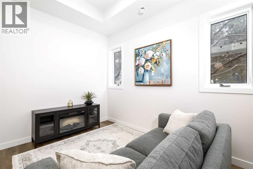 5463 55 Avenue, Lacombe