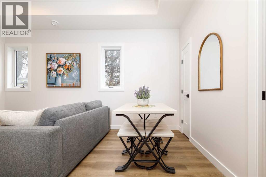 5463 55 Avenue, Lacombe