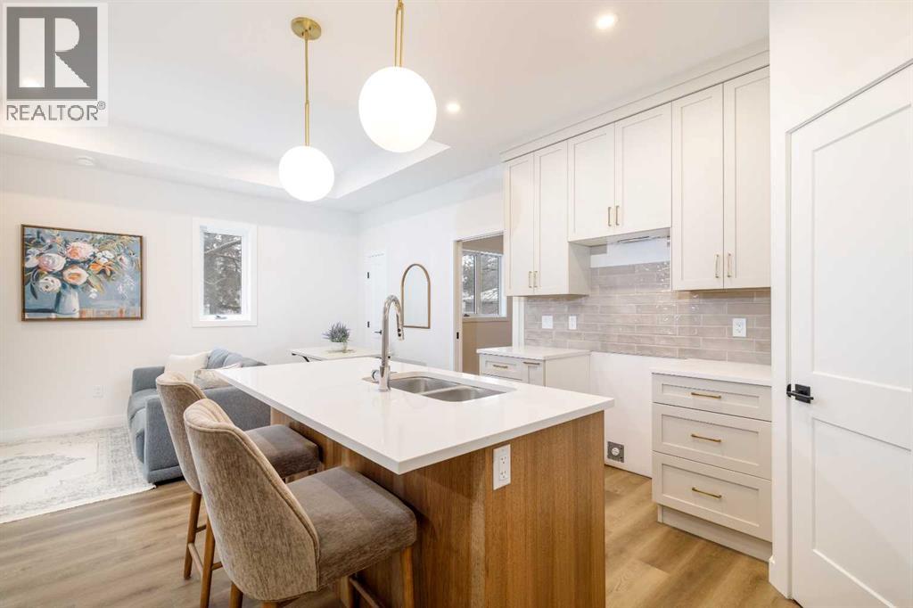 5463 55 Avenue, Lacombe