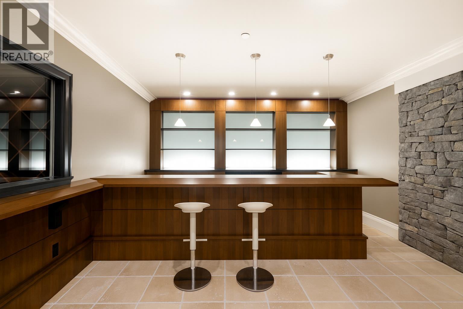 920 PYRFORD ROAD, West Vancouver