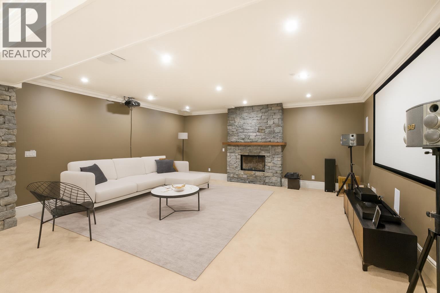 920 PYRFORD ROAD, West Vancouver