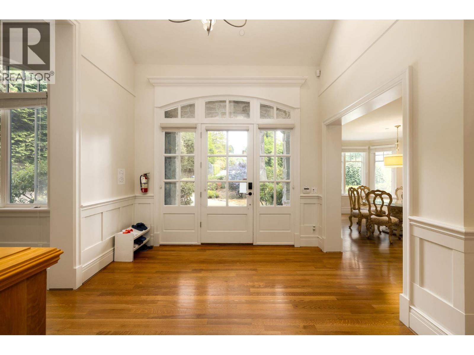 920 PYRFORD ROAD, West Vancouver