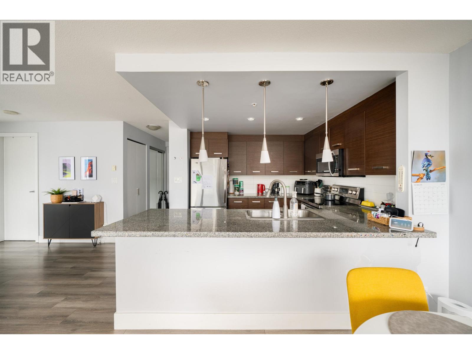 702 2959 GLEN DRIVE, Coquitlam