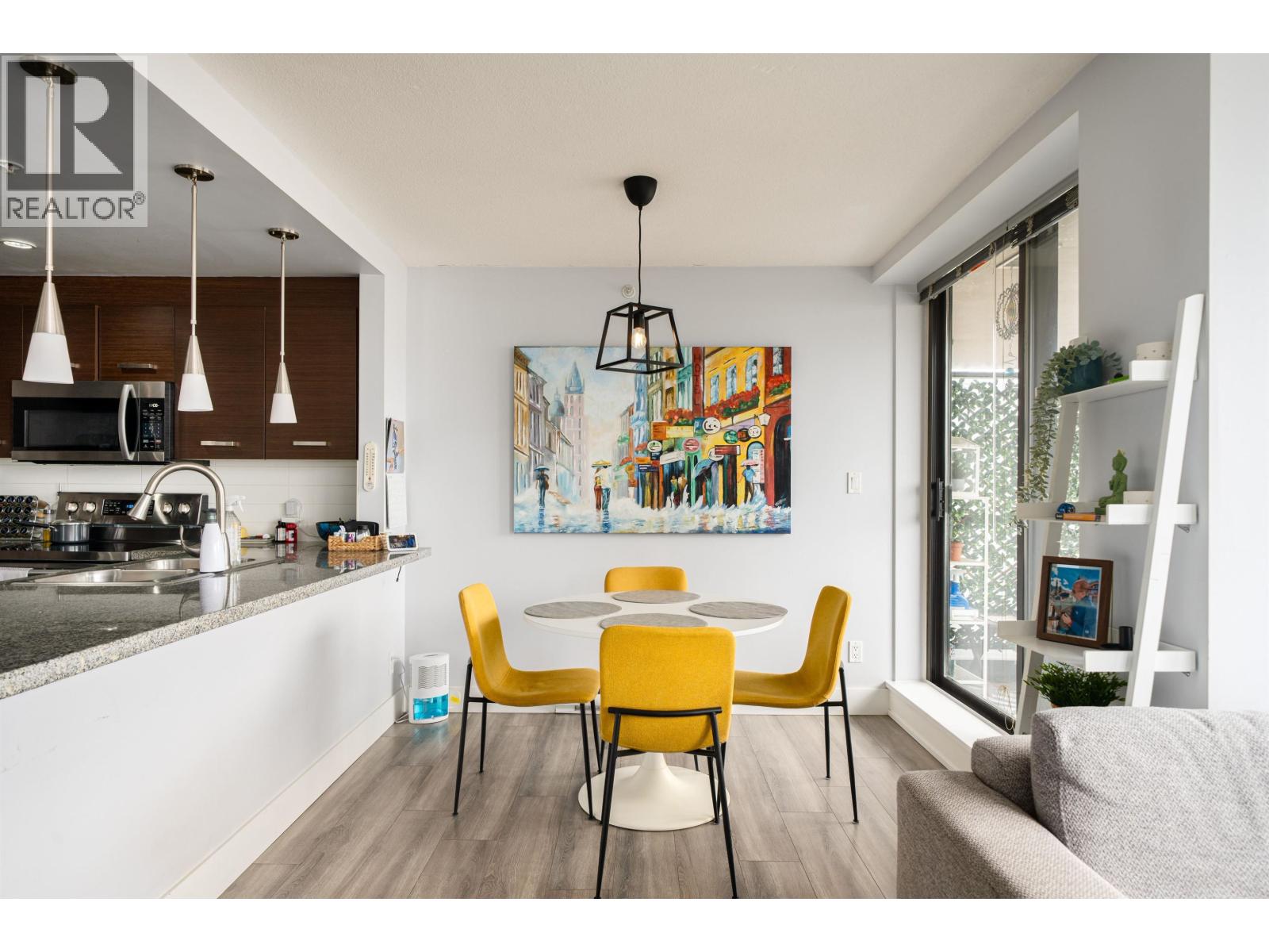 702 2959 GLEN DRIVE, Coquitlam