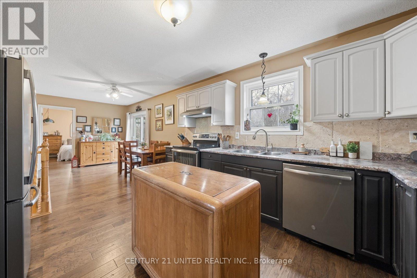 7402 BYERS ROAD - 19