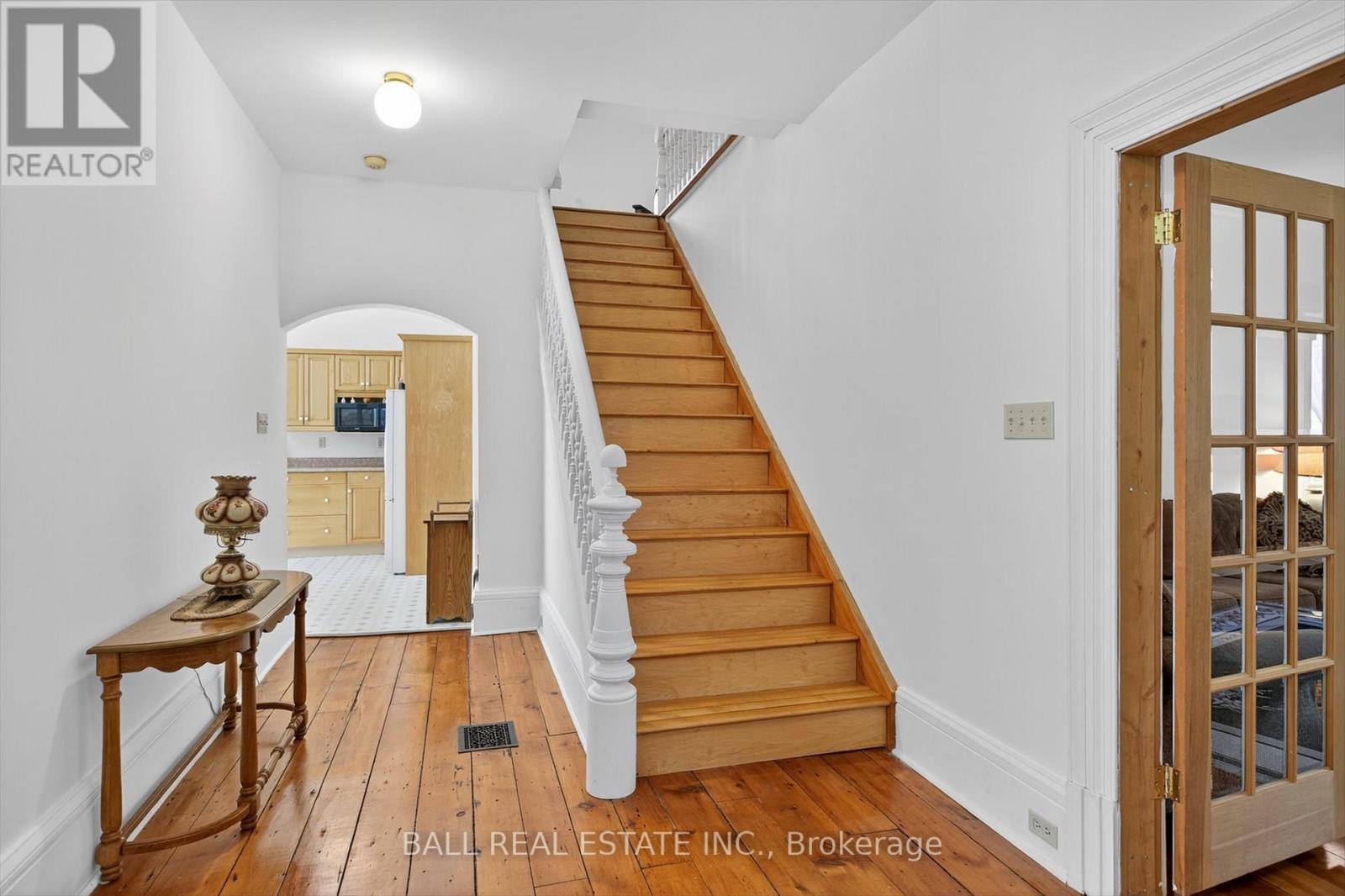 130 FRONT STREET W - 16
