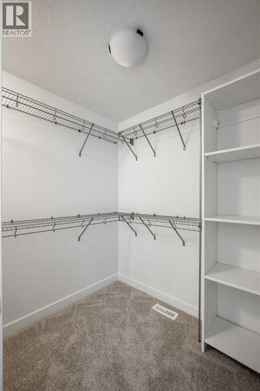 8323 8 Avenue SW - 25
