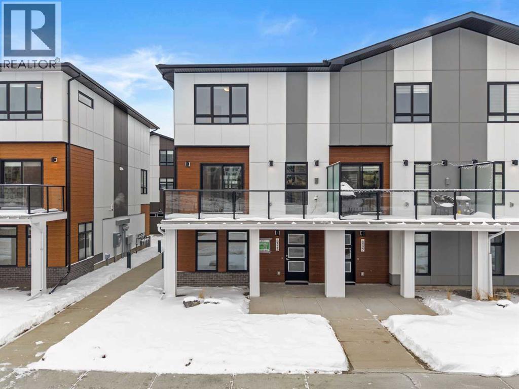 8323 8 Avenue SW - 1