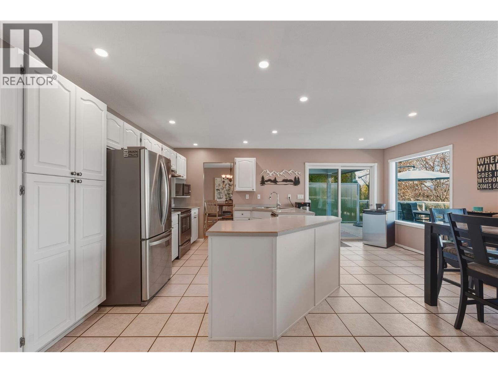 11405 Hillside Drive, Coldstream