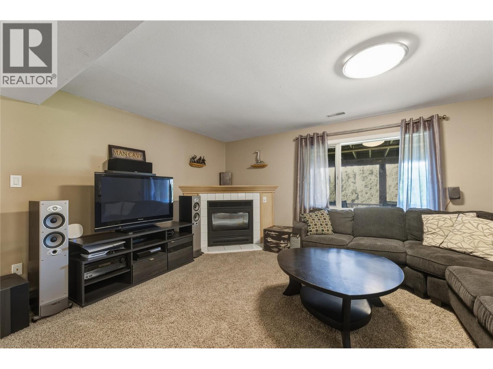 11405 Hillside Drive, Coldstream