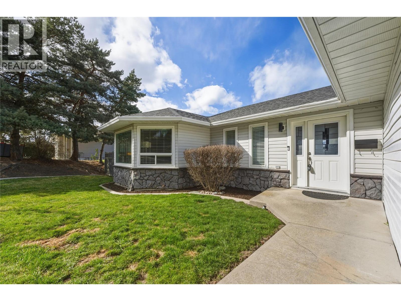 11405 Hillside Drive, Coldstream