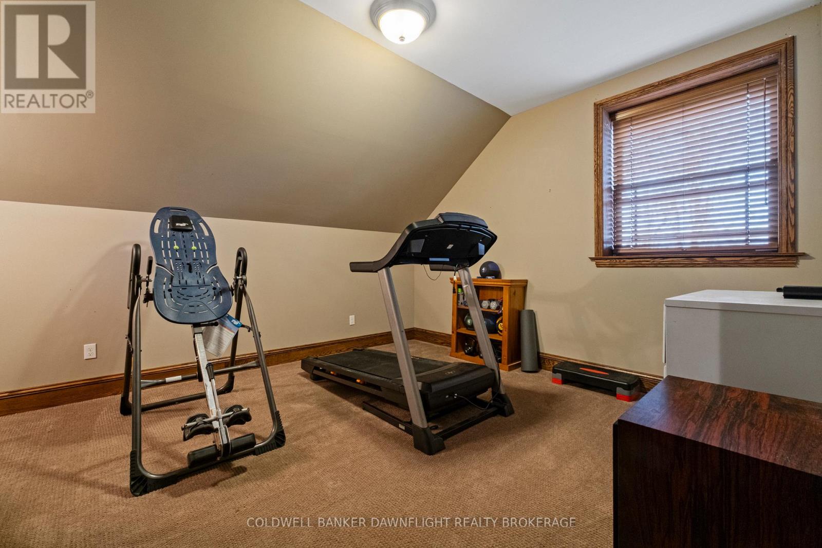 15750 FIFTEEN MILE ROAD - 32