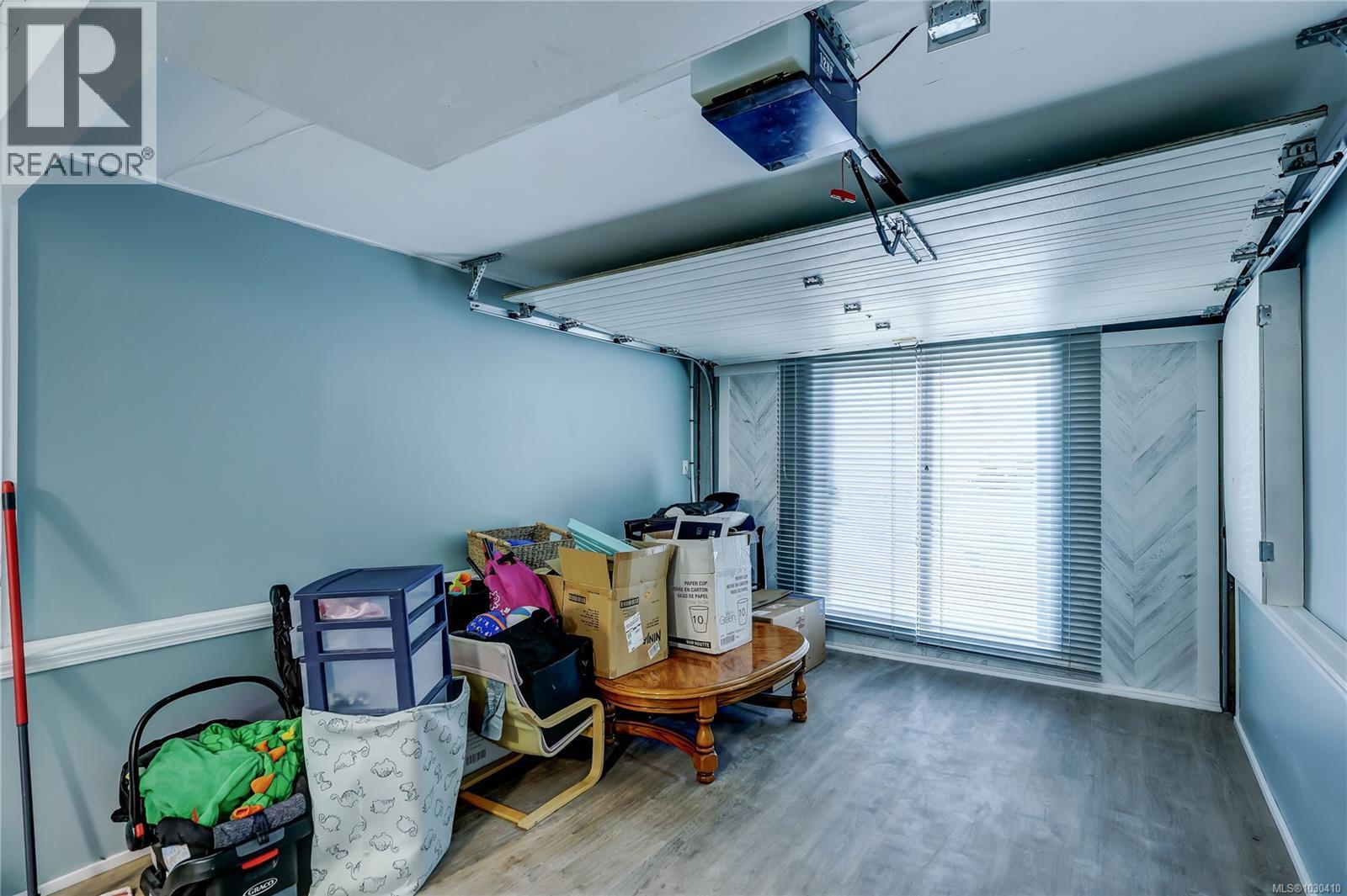 785 Parkview Dr - 22