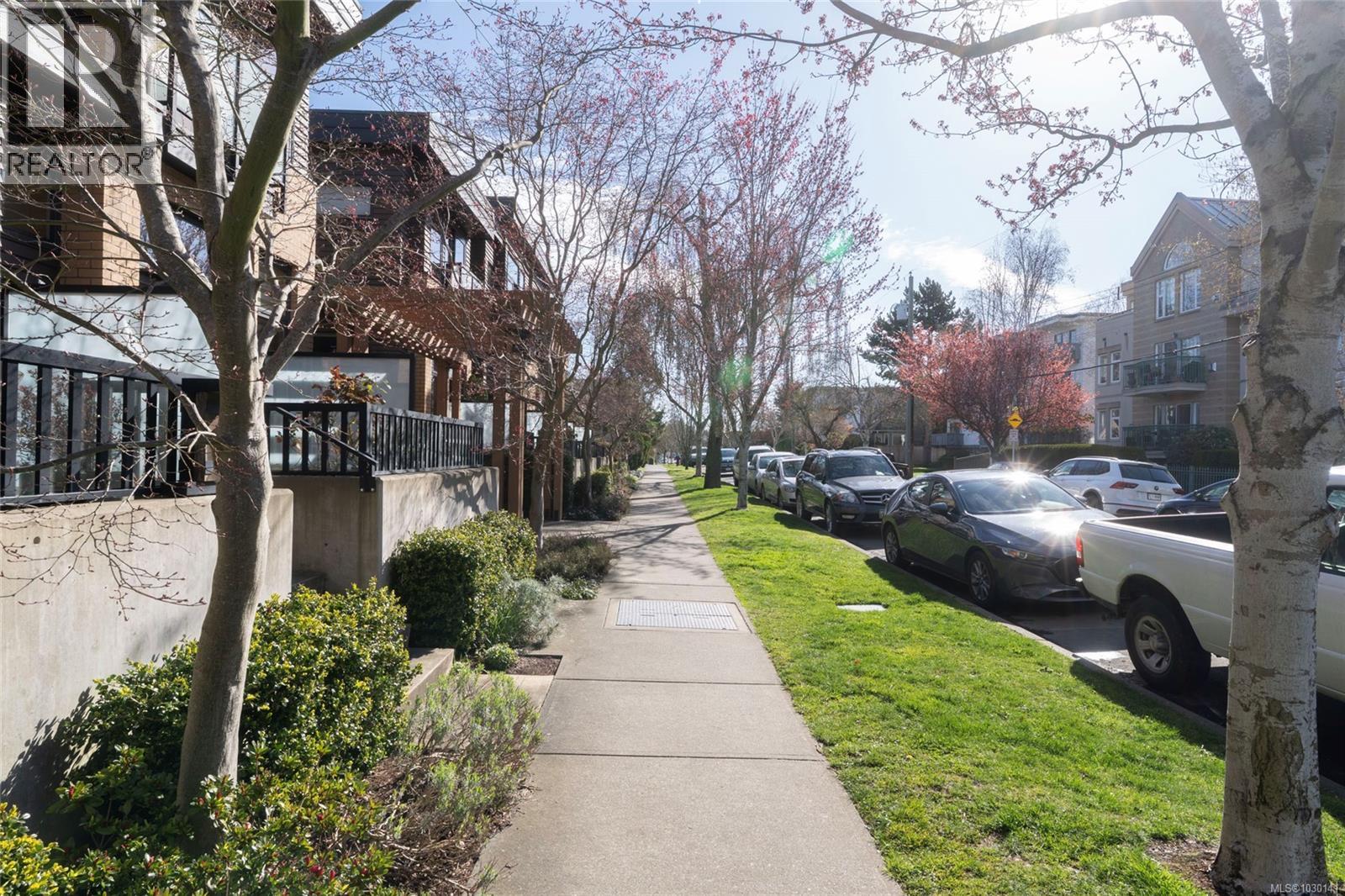 #10 1020 Richardson St - 40